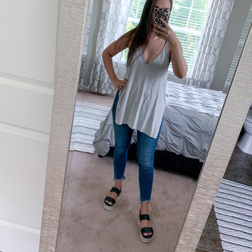 NWT LIGHT GREY TUNIC SIZE S